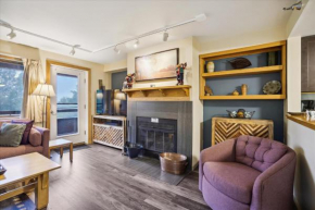 Blissful Two bedroom Two bathroom Highridge A9 Condominium for Sport Center
